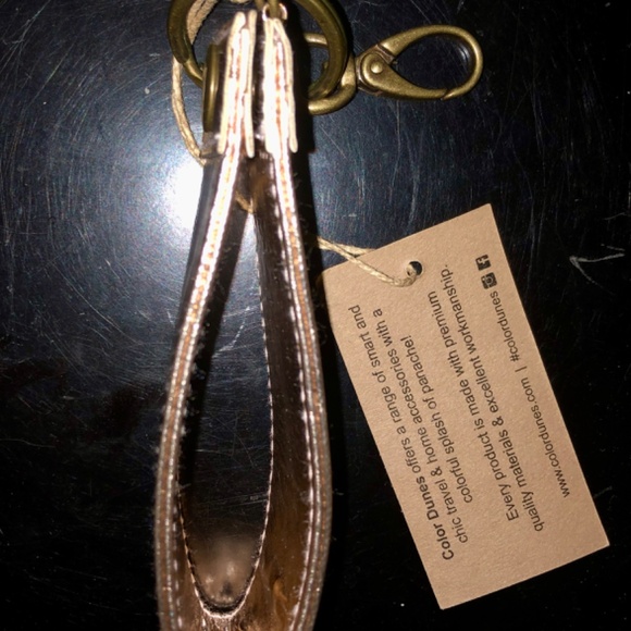 Rose Gold Luggage Tag & Key Wristlet- Never Used. - Picture 5 of 5